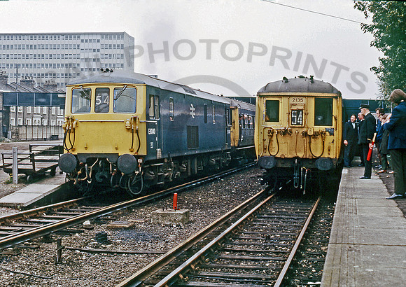 E6040 Twickenham 250971 JC374
