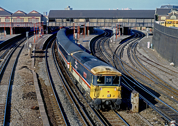 73204 Clapham Junction 070991 BR516