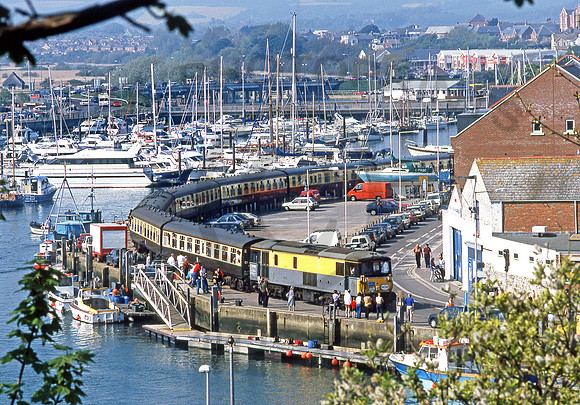 73138-Y-Weymouth-020599-JC123