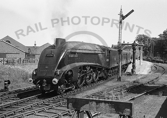 60034-Forfar-0765-BR772