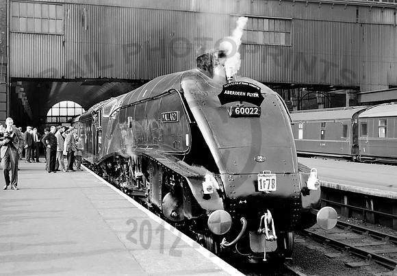 60022 Kings Cross 020662  HB146