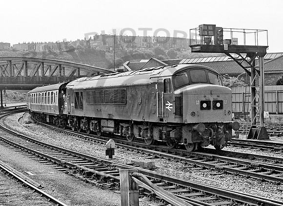 45038-Bristol-200578-JC1