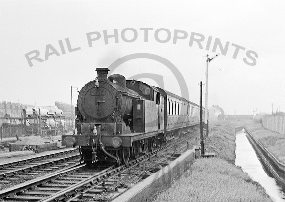 69693 Custom House 130261 RPC816