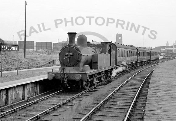 69290-Y-Seacombe-140854-HB436