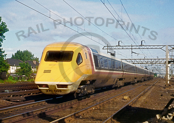 370003 Harrow & Wealdstone 200680 RC-J177