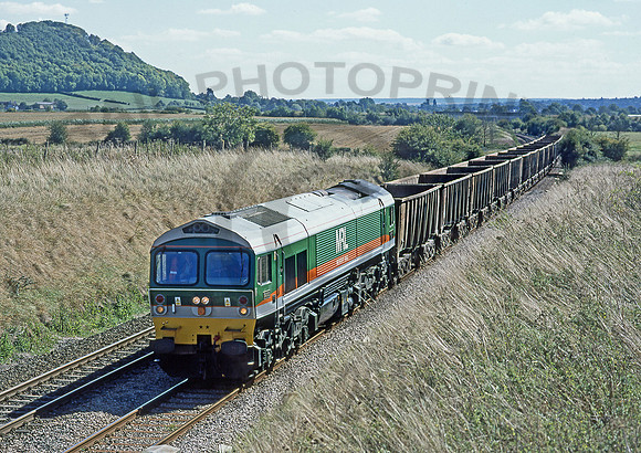 59002-Y-UptonScudamore-140901-JC311