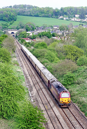 67014-Y-BoxMiddleHill-300405-JC01