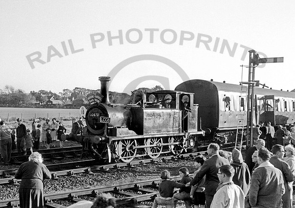 32670 Hayling Island 031163  IT483