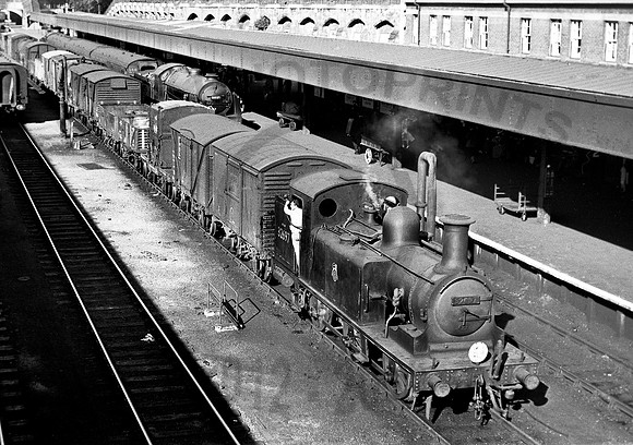 32697 Exeter Central 100756 DCC574