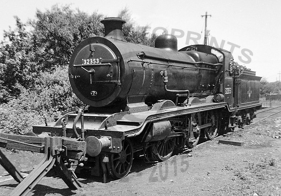 32353 Three Bridges 240662 MH649