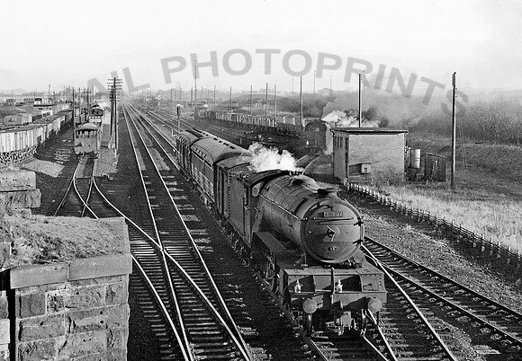 60807 Cadder Yard  060161 CR572