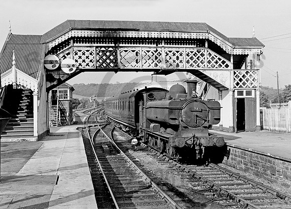 8741 Hallatrow 120959 HB434