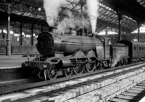 2422-Y-Victoria-1936-DCCRL859