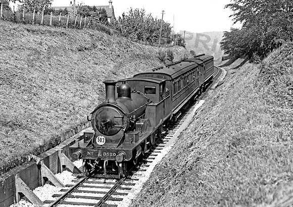 3520 Lyme Regis  0641 GCL320