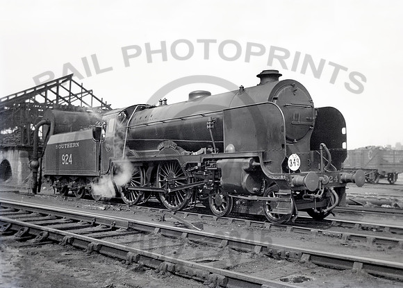 924-Y-1946-RPC733