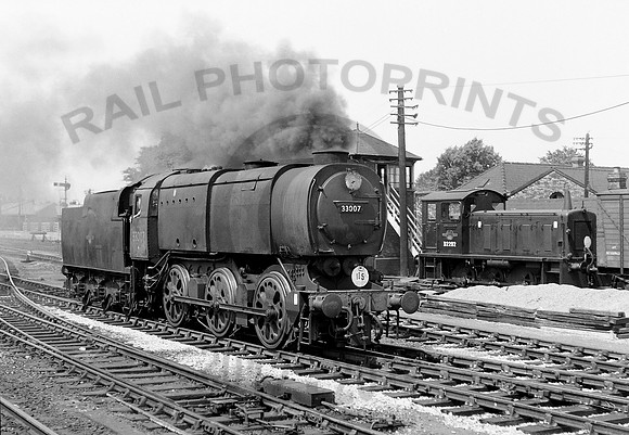 33007-Y-Salisbury-010863-RPC218