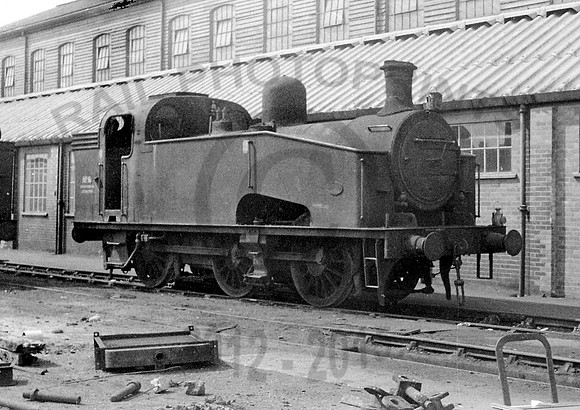 J52-No16-Y-Doncaster-080565-BR768