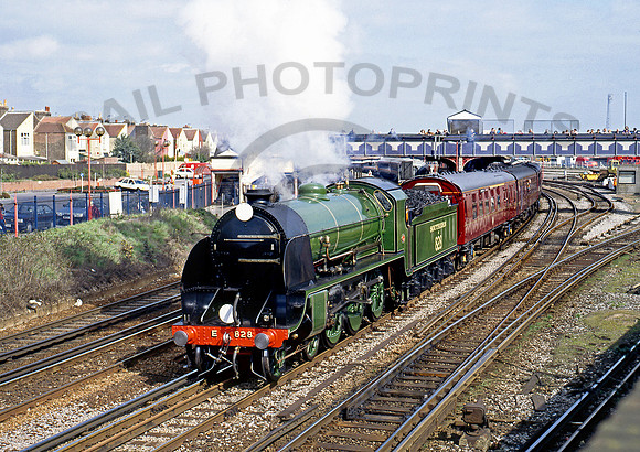 30828 Fratton 010495 JC239