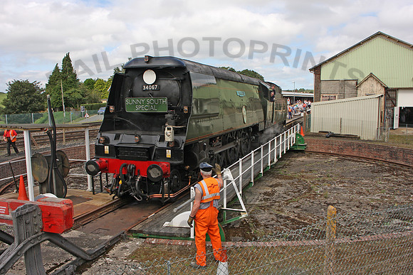 34067-Y-YeovilJunc-190809-RP796