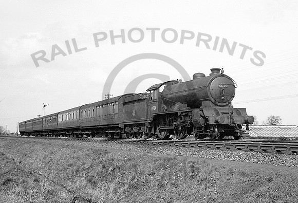 62724-Y-Cottingham-circa1955-RPC943