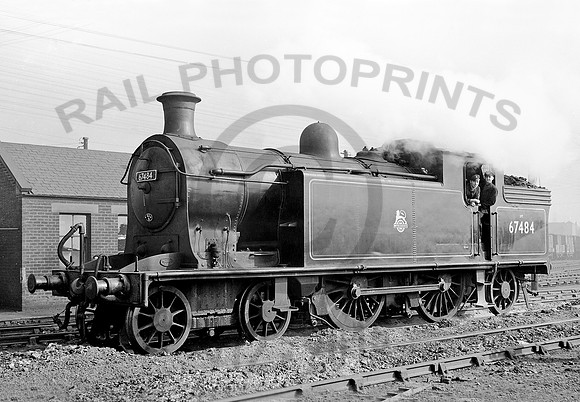 67484-Y-Dundee-200453-RPC863