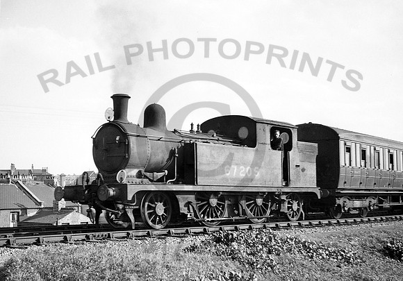 67205-Y-Tottenham-circa1949-RPC962