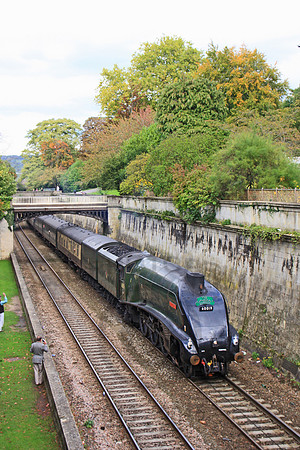 60019-Y-Bath-071010-JC057
