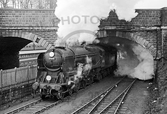 34056 Exeter Central 0464   RPC192