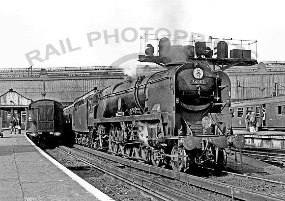 34062 Waterloo 080663  IT304