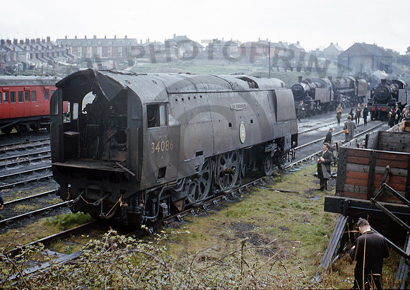 34086-Weymouth-0366-BR820