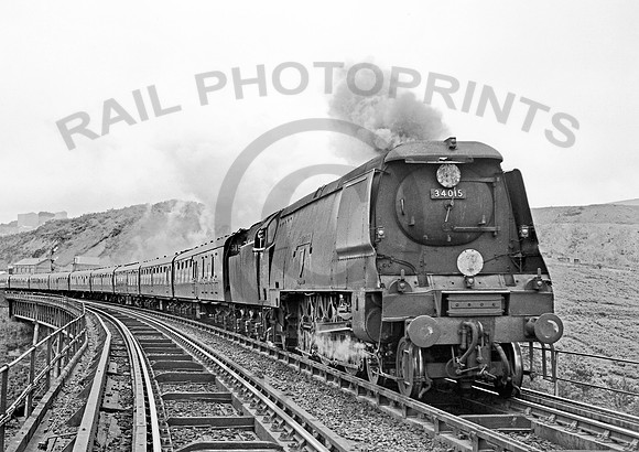 34015 Meldon Viaduct  300664 DC158