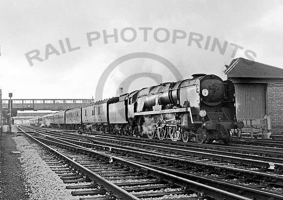 34031 Havant 041162   IT328