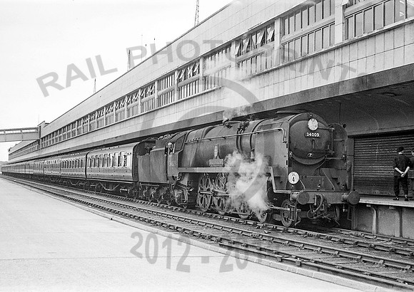 34009 Southampton Ocean Terminal 160761     IT975