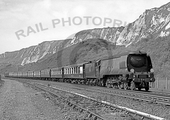 34092 Folkestone Warren 150461  DC204