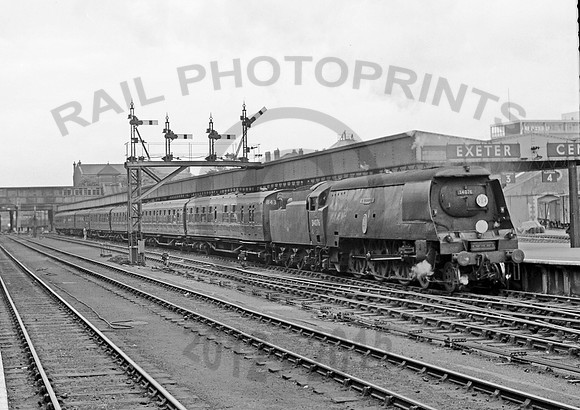 34076 Exeter Central 100764 DC168