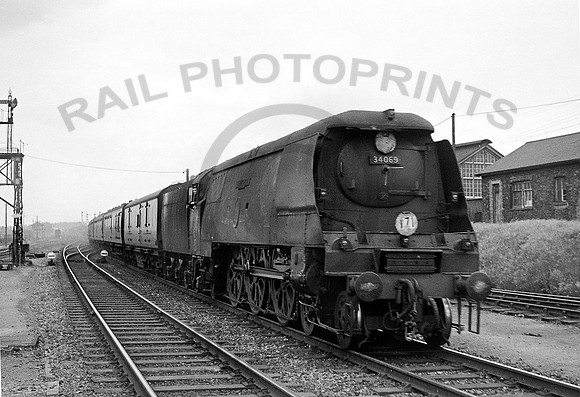 34069-Y-Basingstoke-0562-RPC394