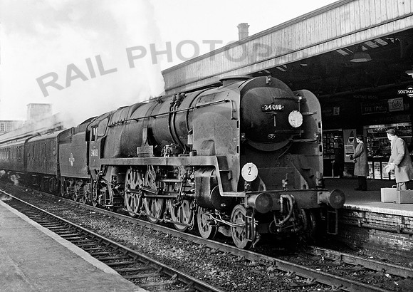 34018 Southampton Central 1964 RPC522