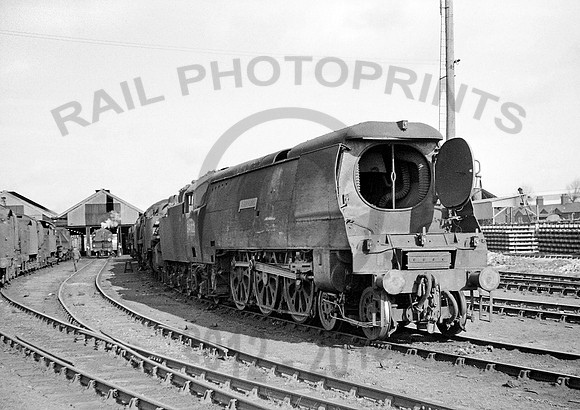 34102-Y-Eastleigh-230366-JC888