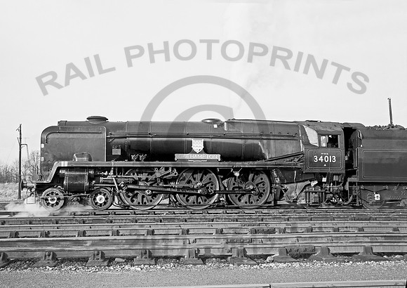 34013 Westbury 220167 HB67A703