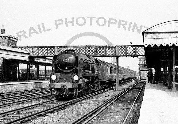 34059 Paddock Wood 270561 IT916