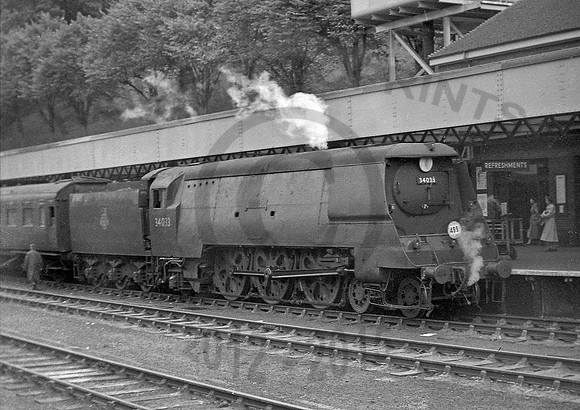 34033-Y-ExeterCentral-140752-RP525-1