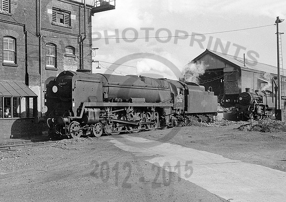34101-Eastleigh-090965-BR766