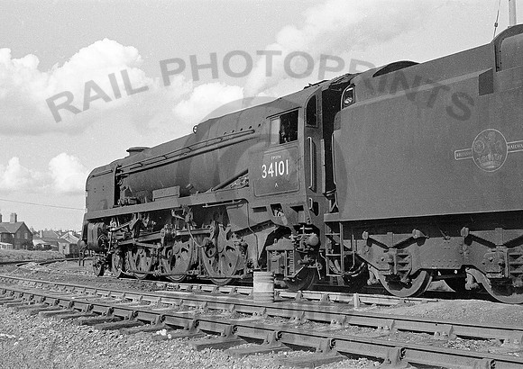 34101-Eastleigh-090965-BR768