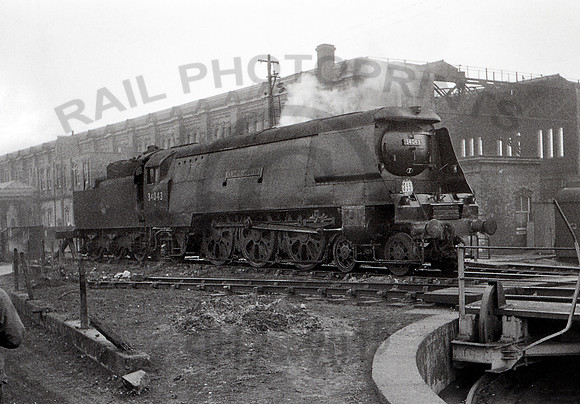 34043-Y-Bournmouth-110362-RPC212