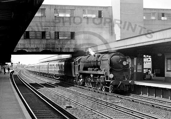 34104-Y-Surbiton-1965-BR297