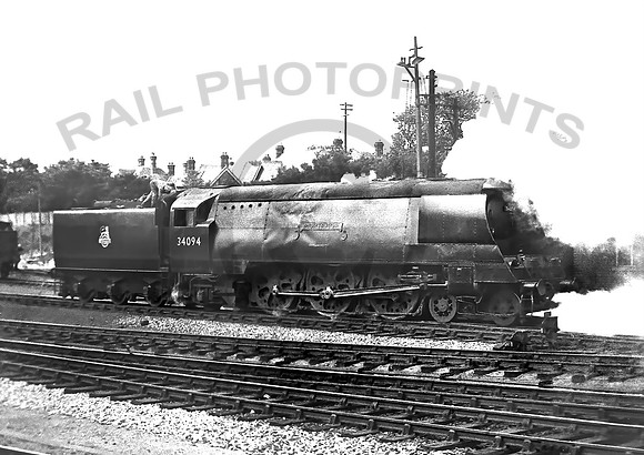 34094-Y-Bournemouth-010652-RPC312R-Edit