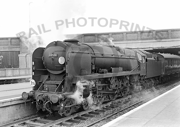 34036-Y-Southampton-1962-RPC639