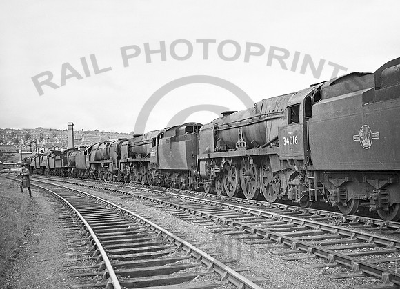 34016-Y-Barry-141164-JC740