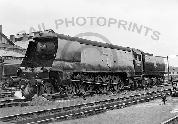 34063-Y-NineElms-1956-RPC200