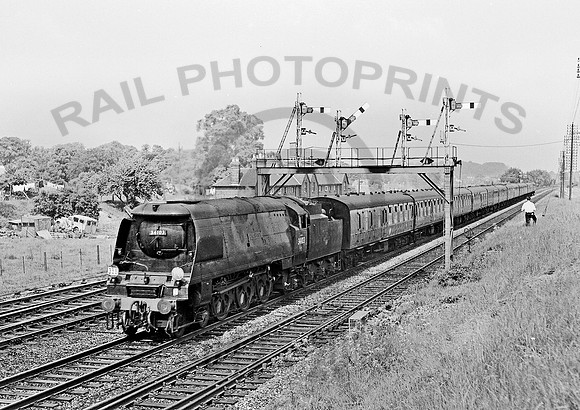 34103 Worting Junction 300564  HB353